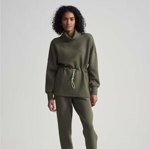 VARLEY Oversized Olive Freya DoubleSoft Sweatshirt Top M